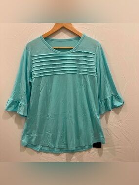 Blingfit Aqua Pintuck Ruffle Sleeve Top L